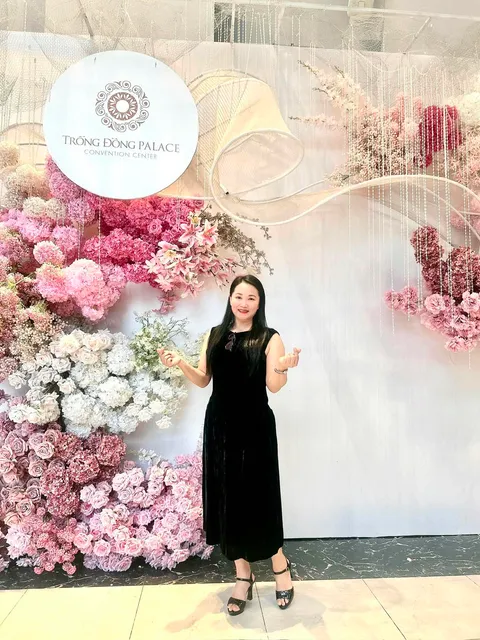 Hoa Nguyễn