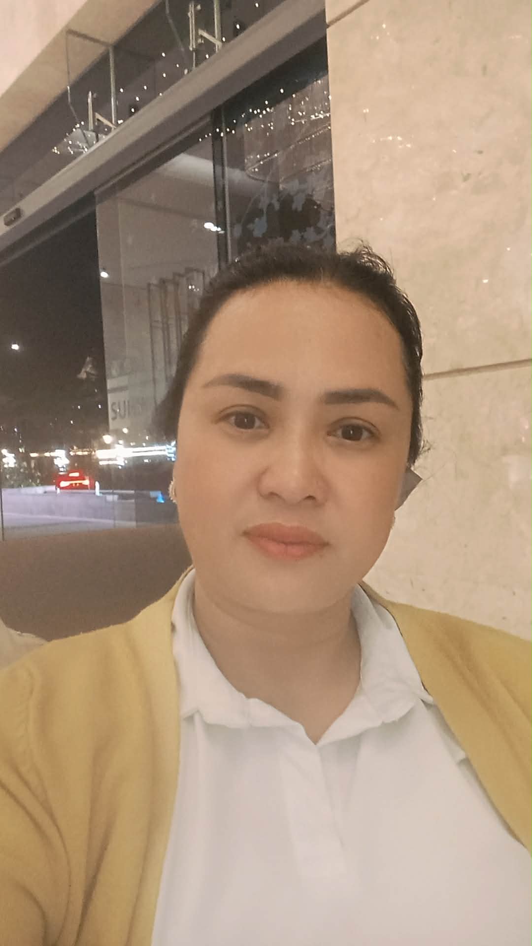 Yến Lê