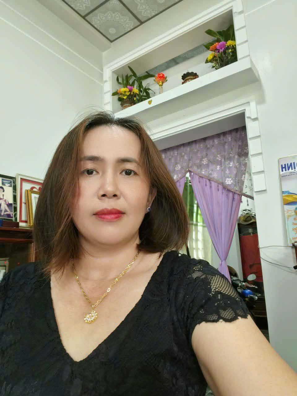 Ngân Lê