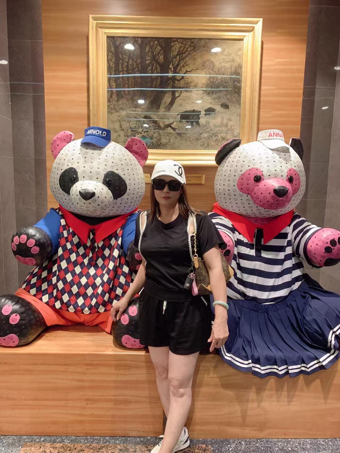 Jenny Vu - Hong Kong