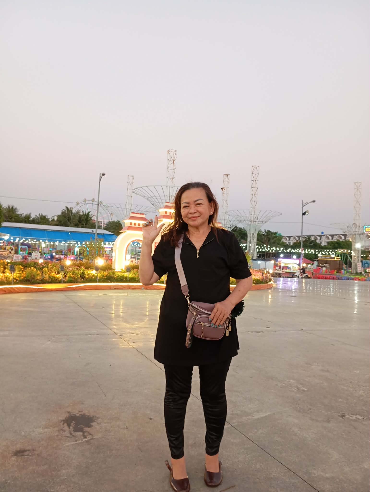Nguyen Thi Quan - 62