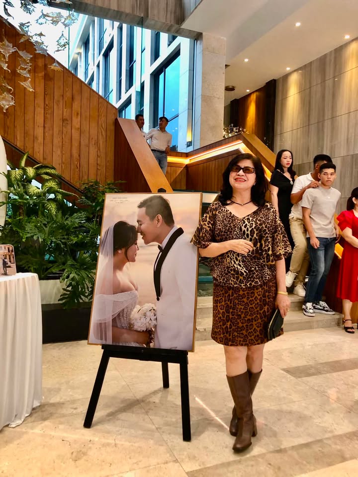 Hoang Thi Ngoc Lan - 62