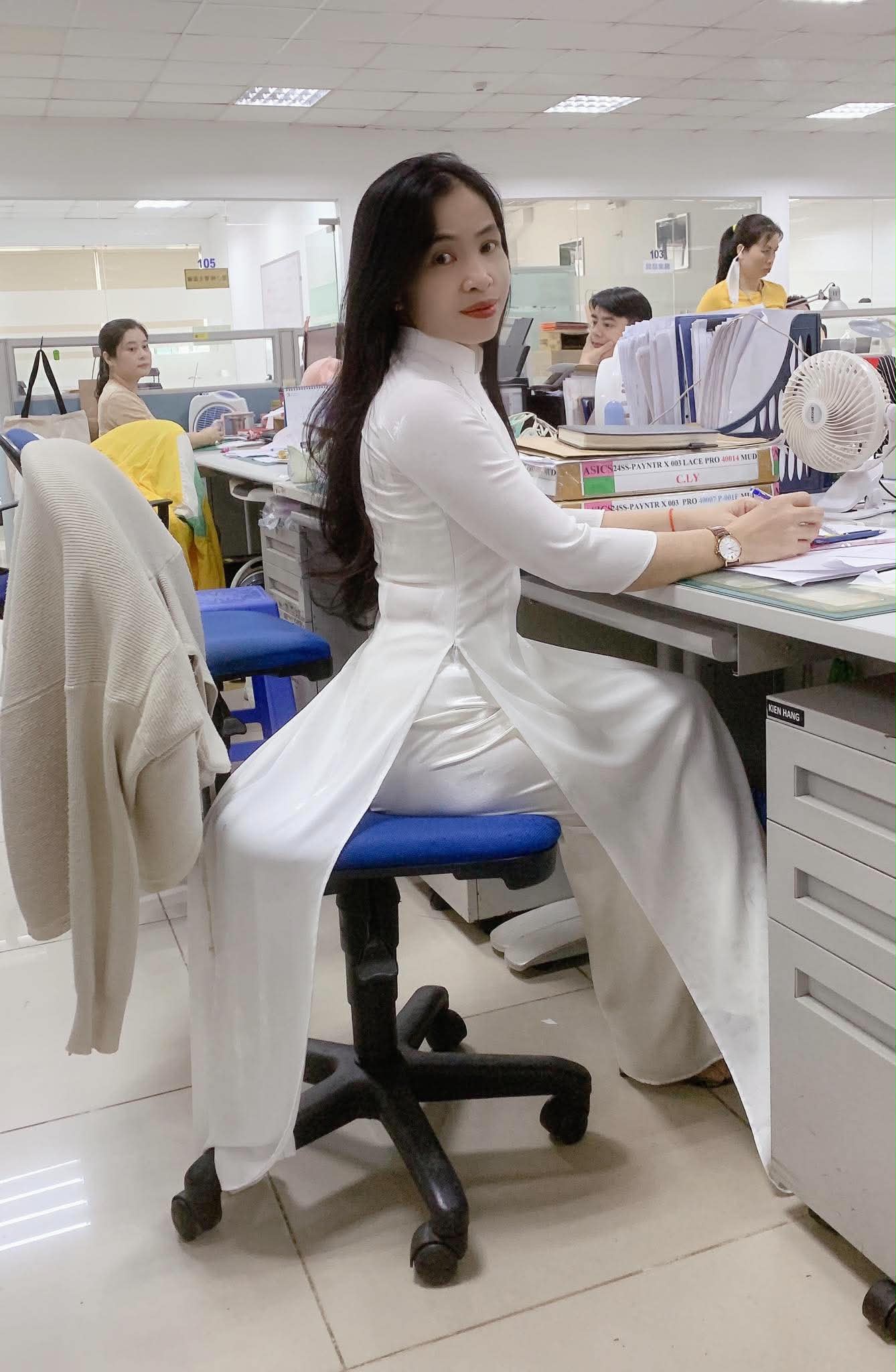 Anny LE
