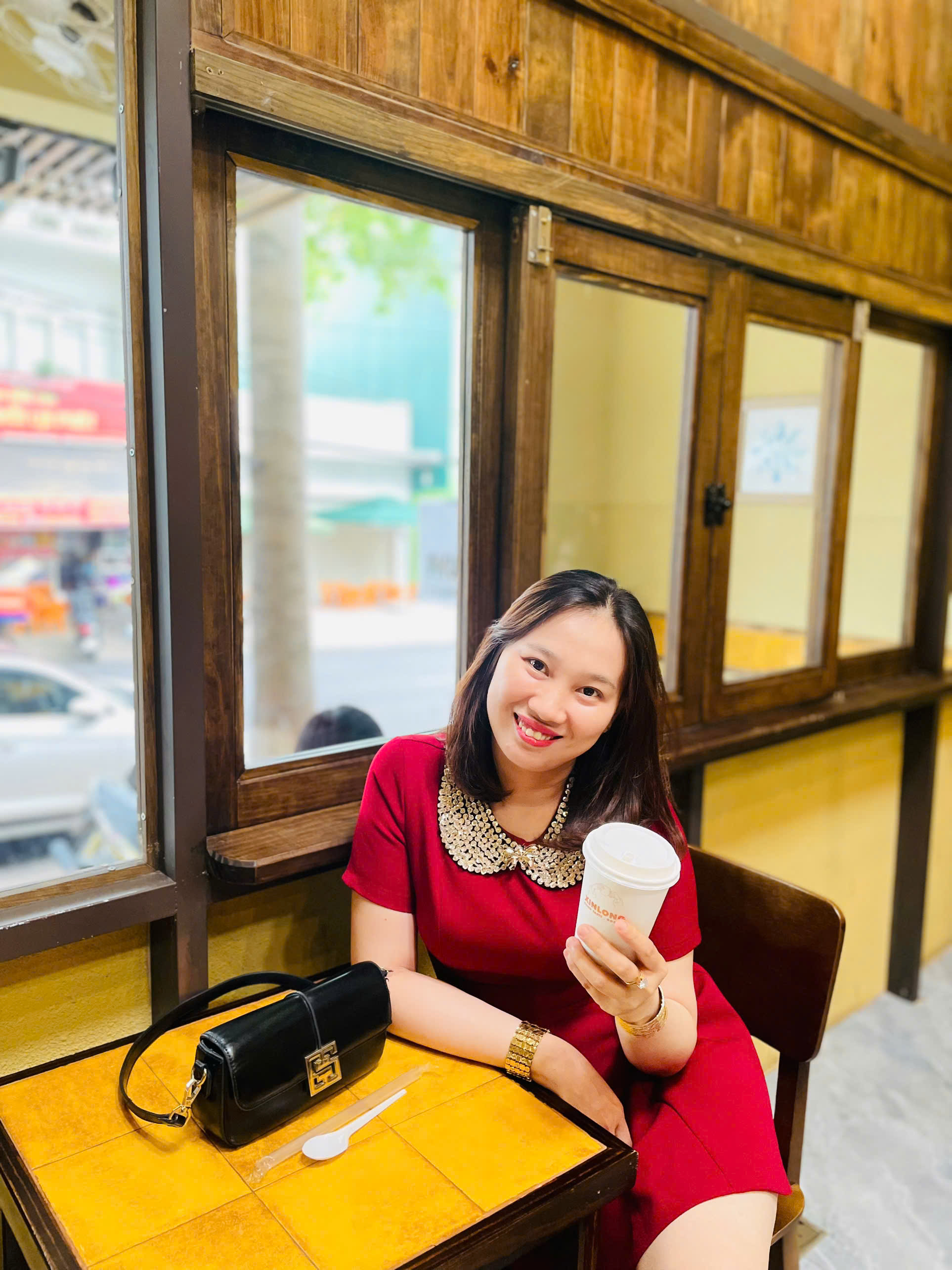 Nhị