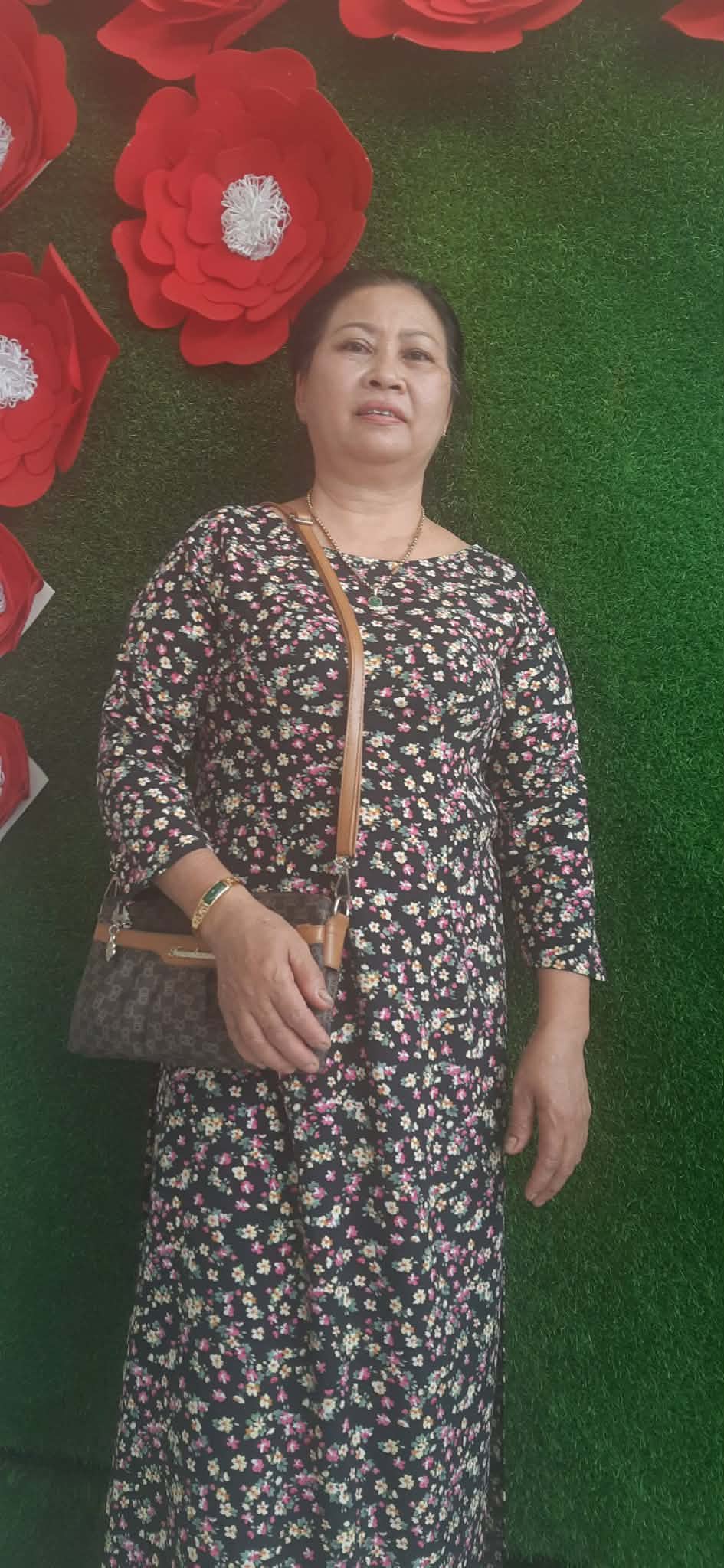 Thị Tuyết Trần Thu