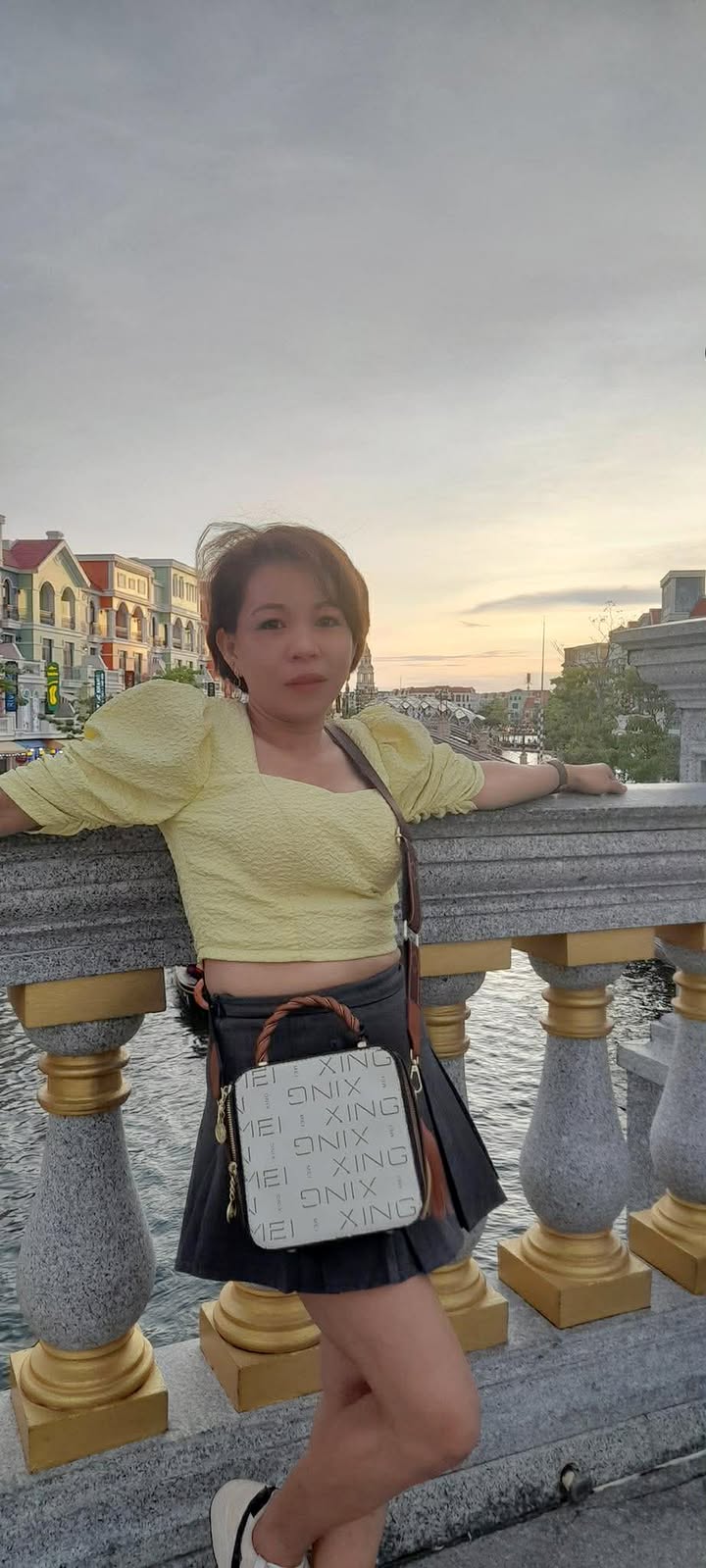 Tuyền Lê