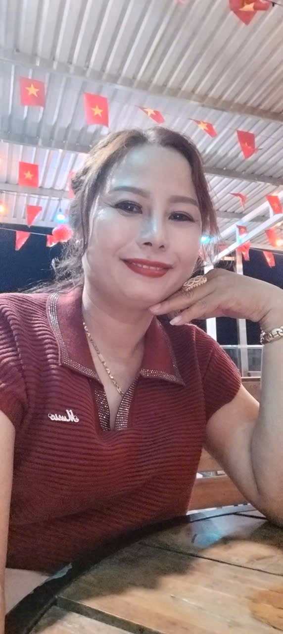 Trần thị câm  nhung