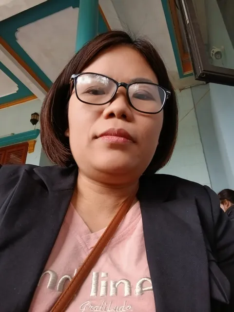 Luyên Lê